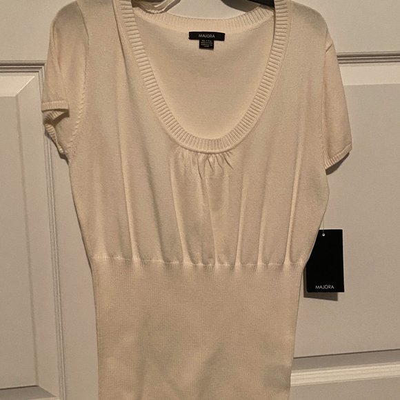 Creamy White Sweater - Picture 1 of 1